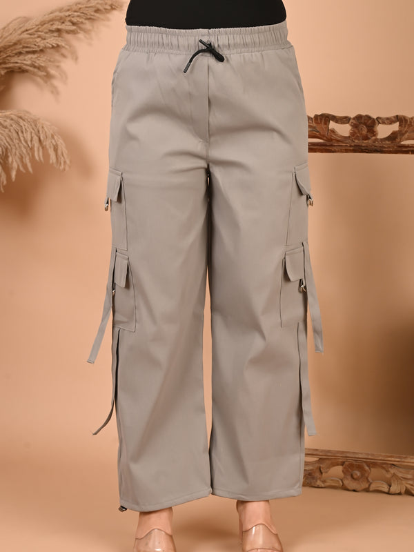 Selvo Women’s Grey Cargo Pants
