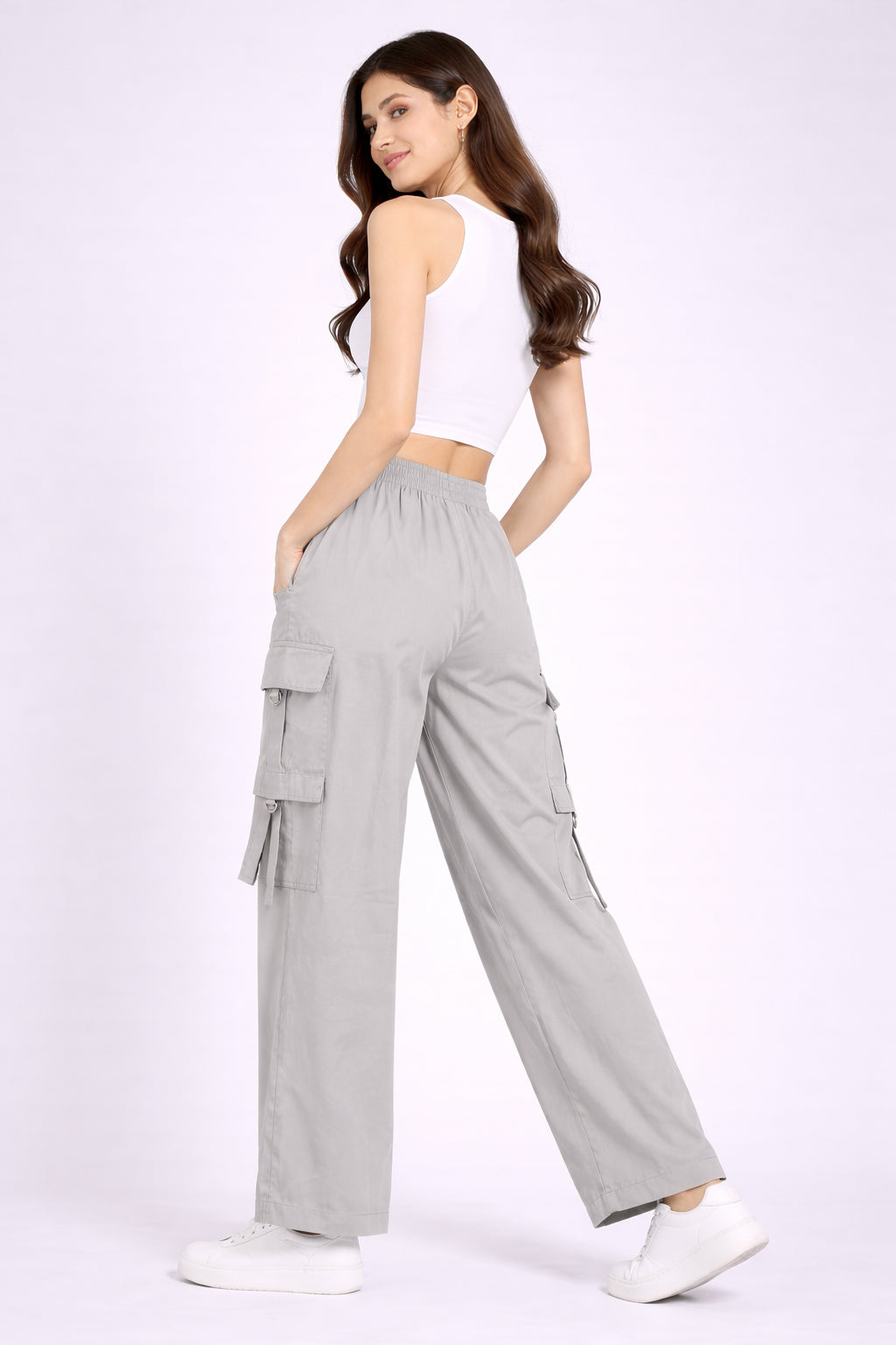 Selvo Women’s Grey Cargo Pants