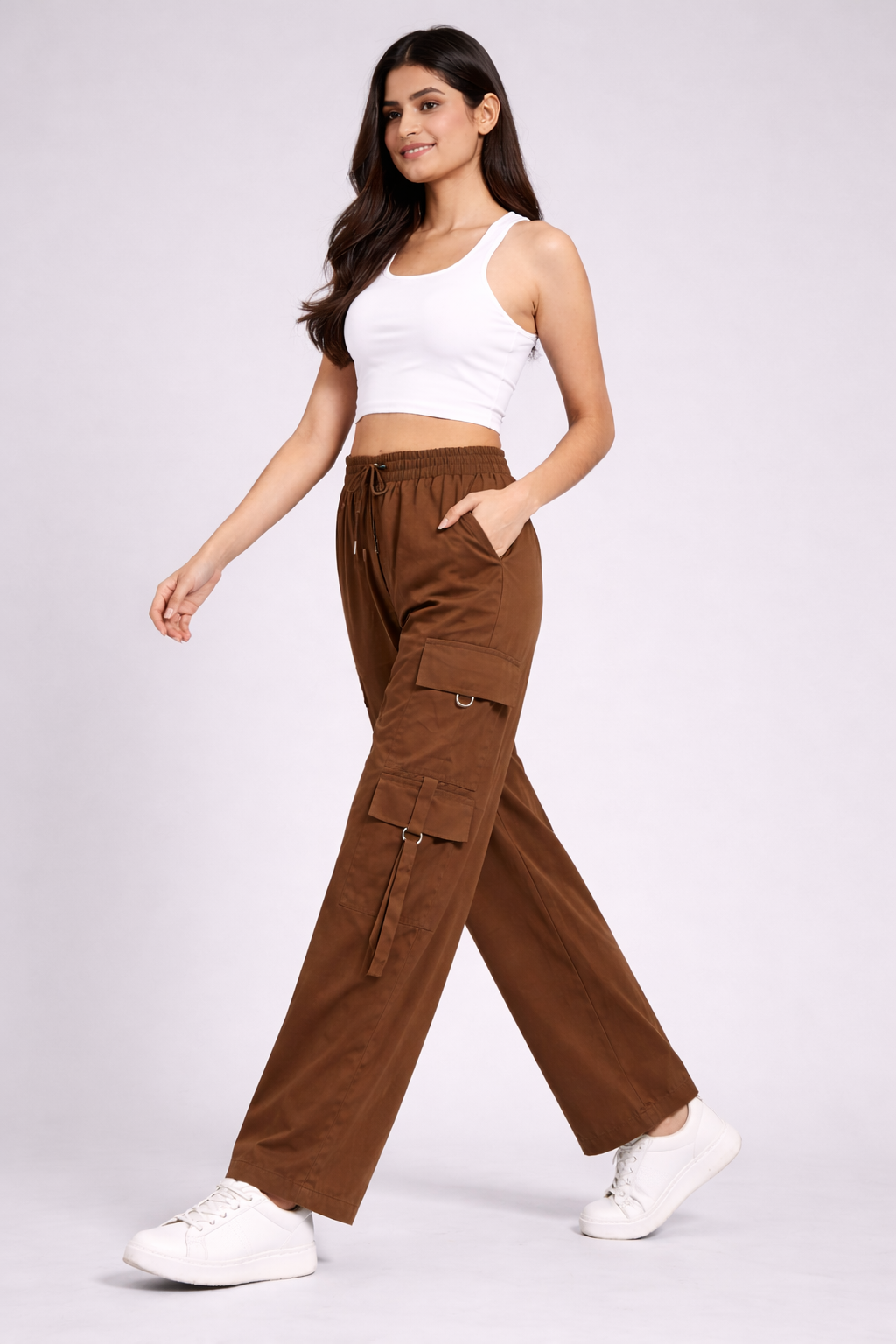 Selvo Women’s Brown Cargo Pants