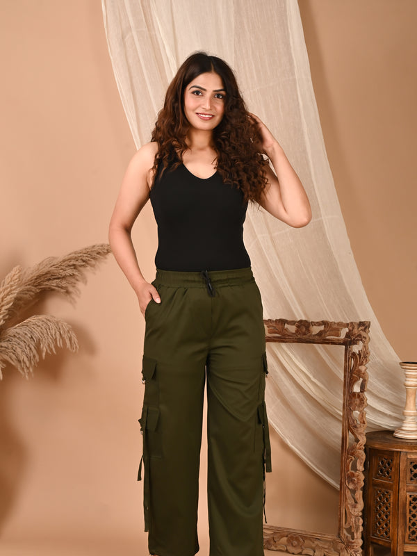 Selvo Women’s Green Cargo Pants