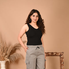 Selvo Women’s Grey Cargo Pants
