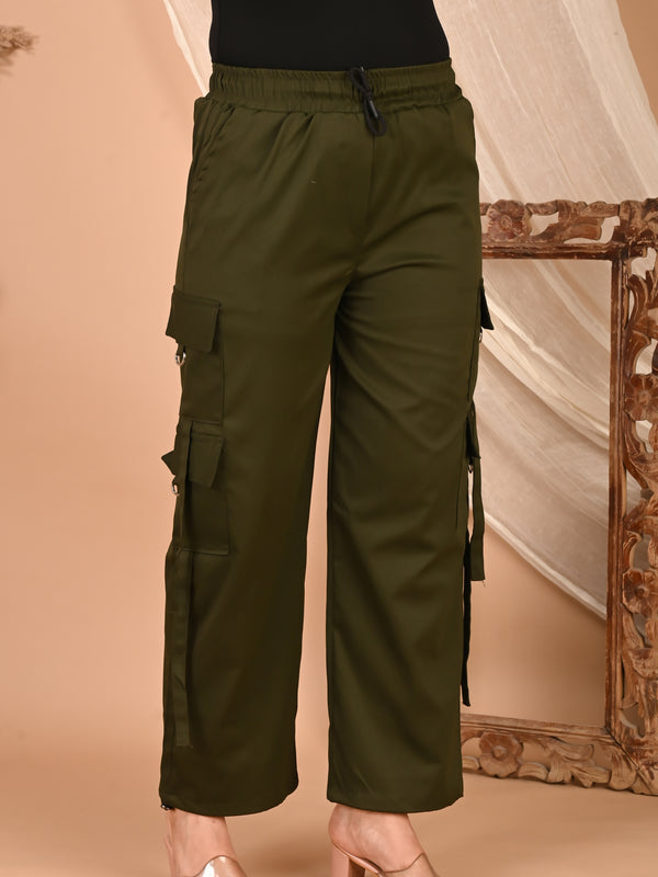 Selvo Women’s Green Cargo Pants